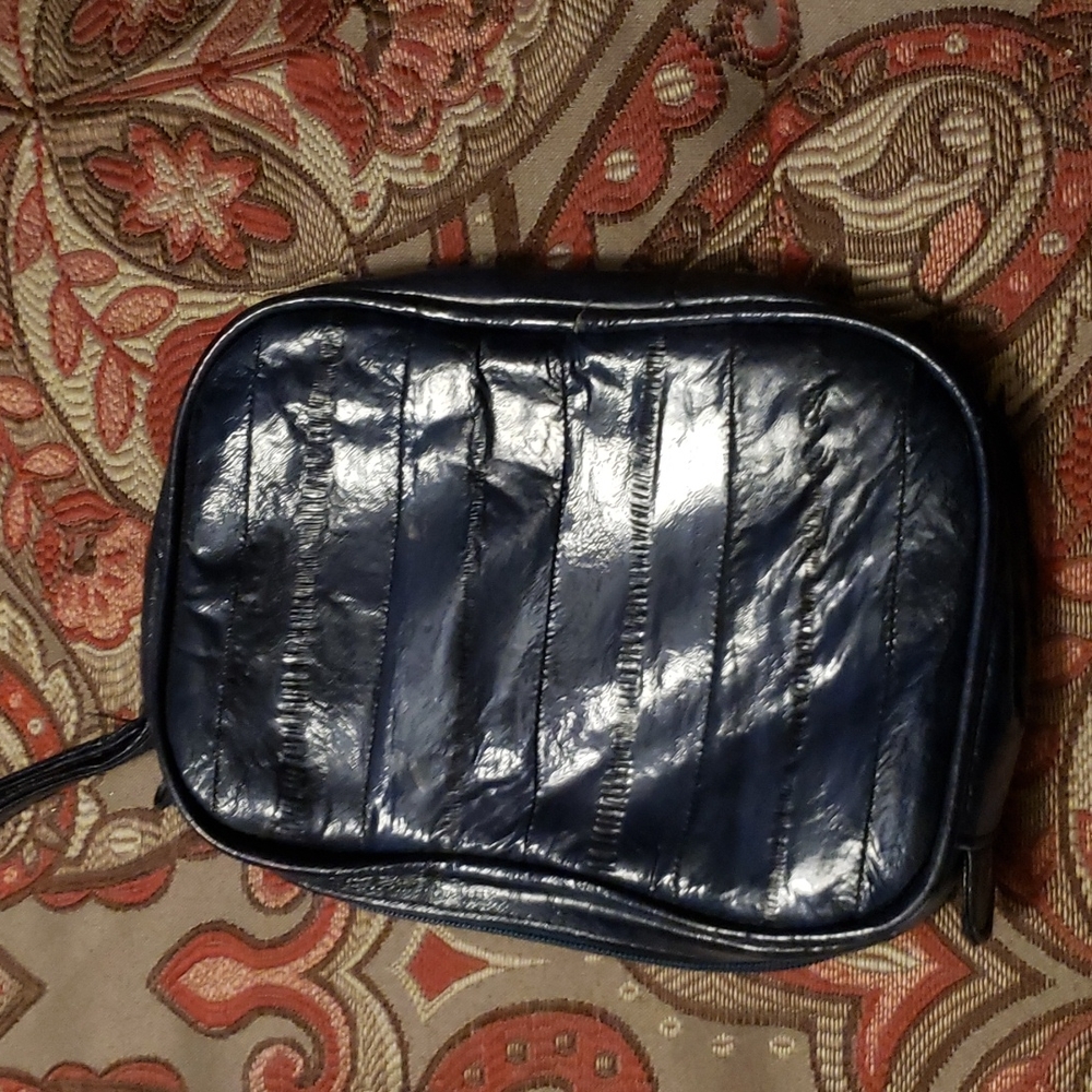 Eel skin wristlet - navy
